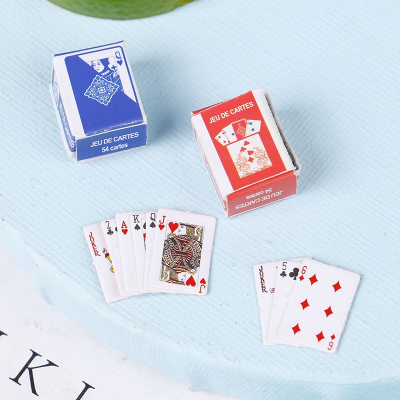 Bộ 2 Thẻ Bài Poker Mini Tỉ Lệ 1: 1 Dễ Thương Dùng Trang Trí Nhà Cửa