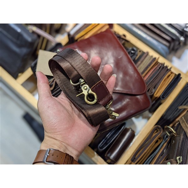 Túi đeo chéo mini Da bò thật Đỏ RIM-TCJ1652 - DA THẬT 100% & BẢO HÀNH 2 NĂM