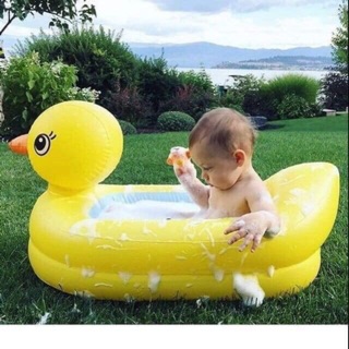 Chậu tắm phao vịt vàng đáng yêu cho bé