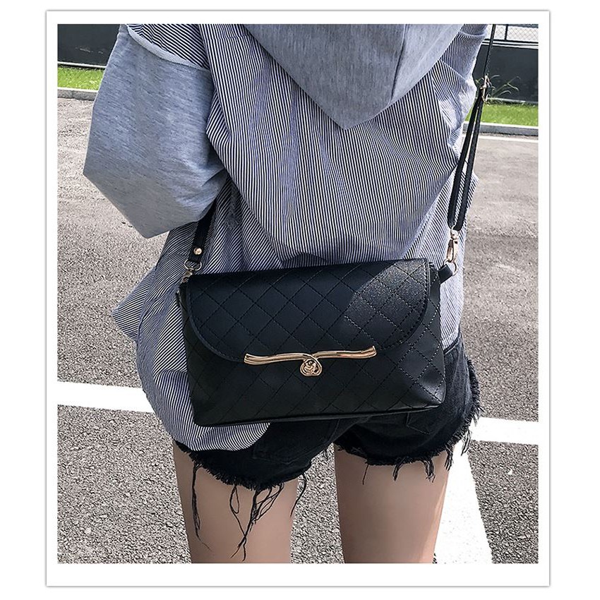 Túi Đeo Vai Nữ Vân Da Nổi Phong Cách Cực Kỳ Trẻ Trung L15