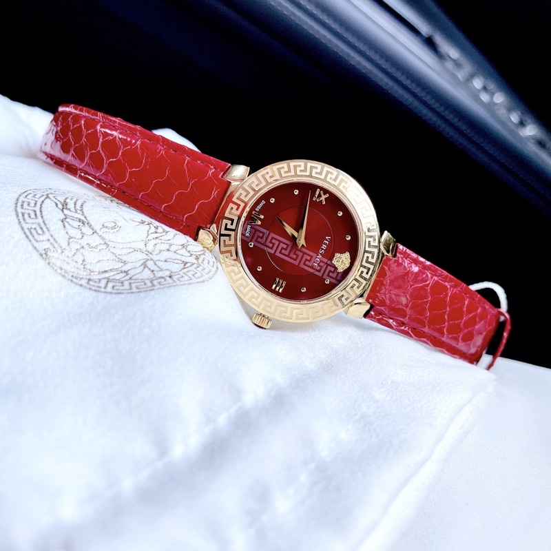 Đồng hồ nữ  Ver.sace Daphnis màu đỏ .