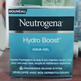 Kem dưỡng neutrogena hydro boost aqua gel cho da dầu và da hỗn hợp