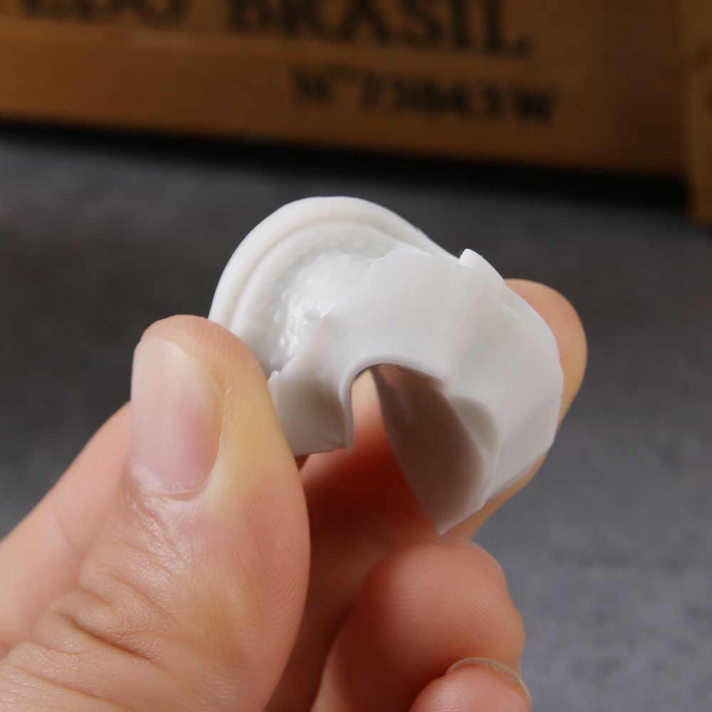 Khuôn Làm Bánh Hình Trái Dâu Tây Bằng Silicon