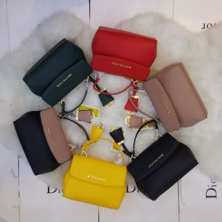 Túi chữ M size 20 chất da xước