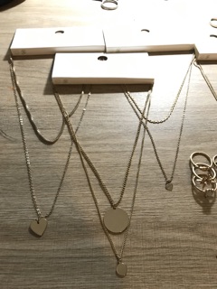 Dây chuyền forever 21 trả hàng