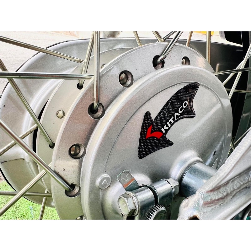 Tem Sticker Carbon Hình Mũi Tên Đổ Nổi, Chỉ Vào Những Chổ Lắp Đồ Chơi Xe