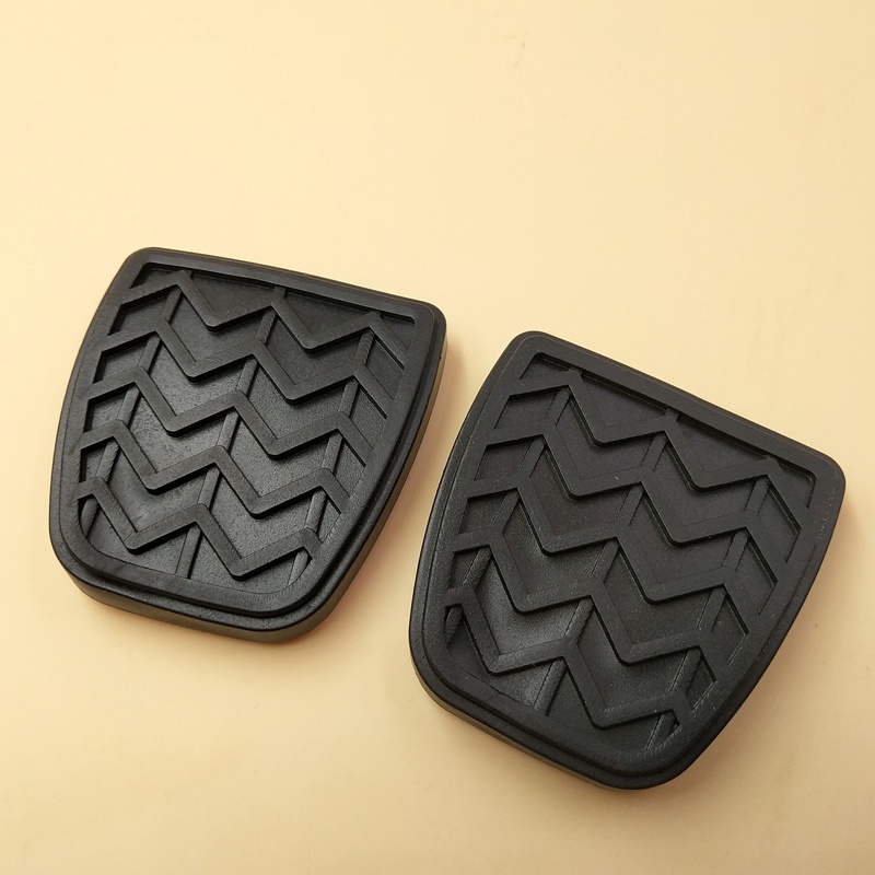 Set 2 vỏ bọc bàn đạp phanh bằng cao su chuyên dụng cho xe hơi Toyota Camry Hilux Vigo Kun