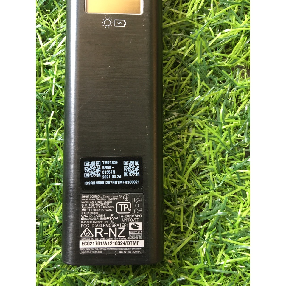 (Chính Hãng) Remote Điều khiển tv samsung QLED 2019 Smart 4k (sạc điện bằng năng lượng mặt trời)