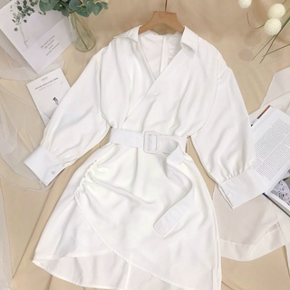 Đầm trắng xếp li đắp chéo