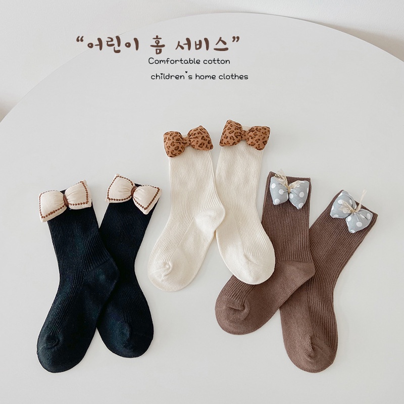 Set 3 đôi vớ cotton KOKOROCARE MSW-43 màu trơn đính nơ da báo chấm bi thời trang thu đông cho bé gái 1-8 tuổi