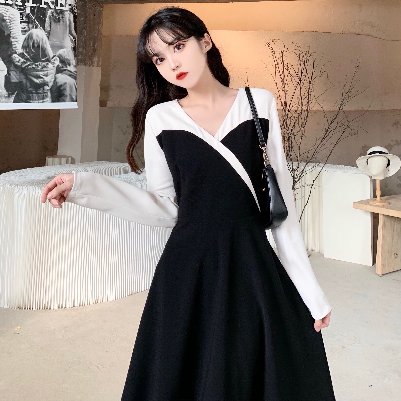 Đầm đen dáng dài phong cách Hàn Quốc retro thanh lịch cho nữ