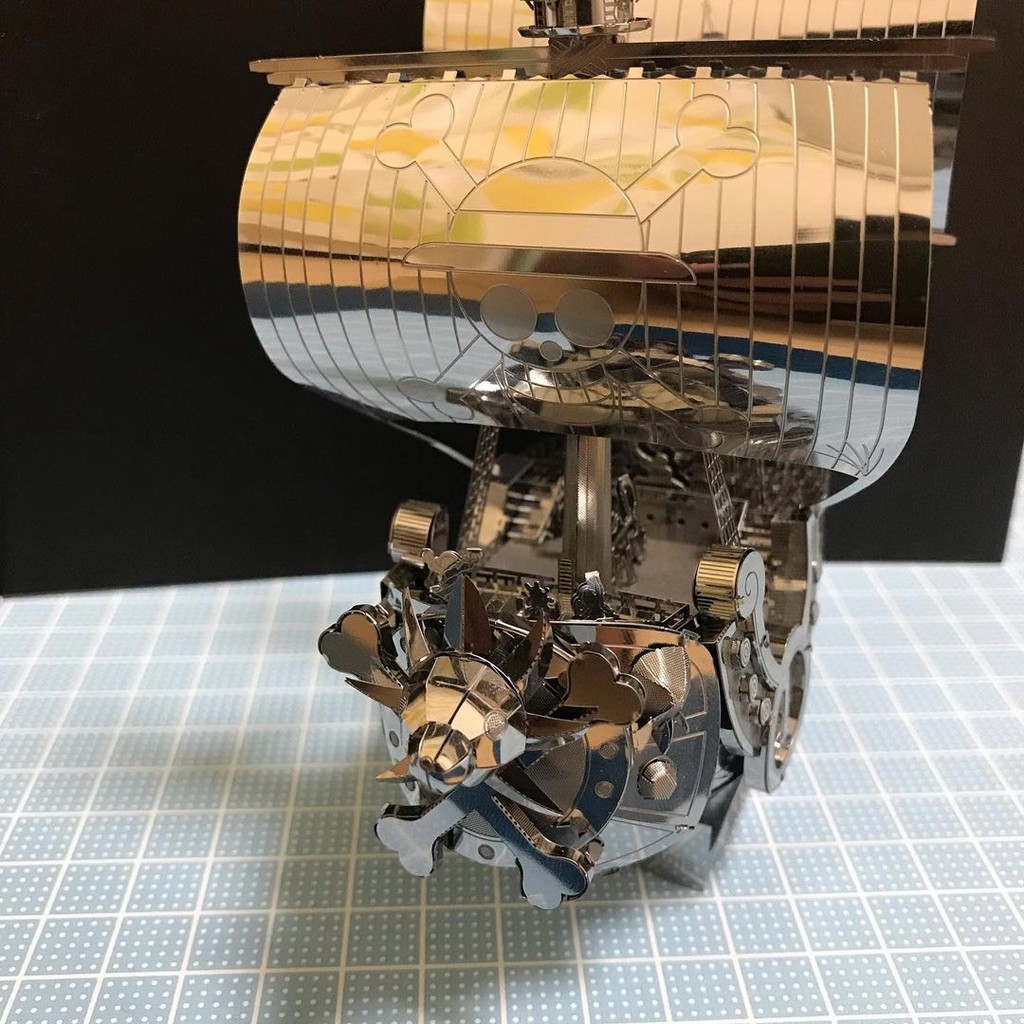 Mô Hình Lắp Ghép 3D Kim Loại tàu Thousand Sunny băng hải tặc mũ rơm Luffy phim One Piece - Chưa Lắp