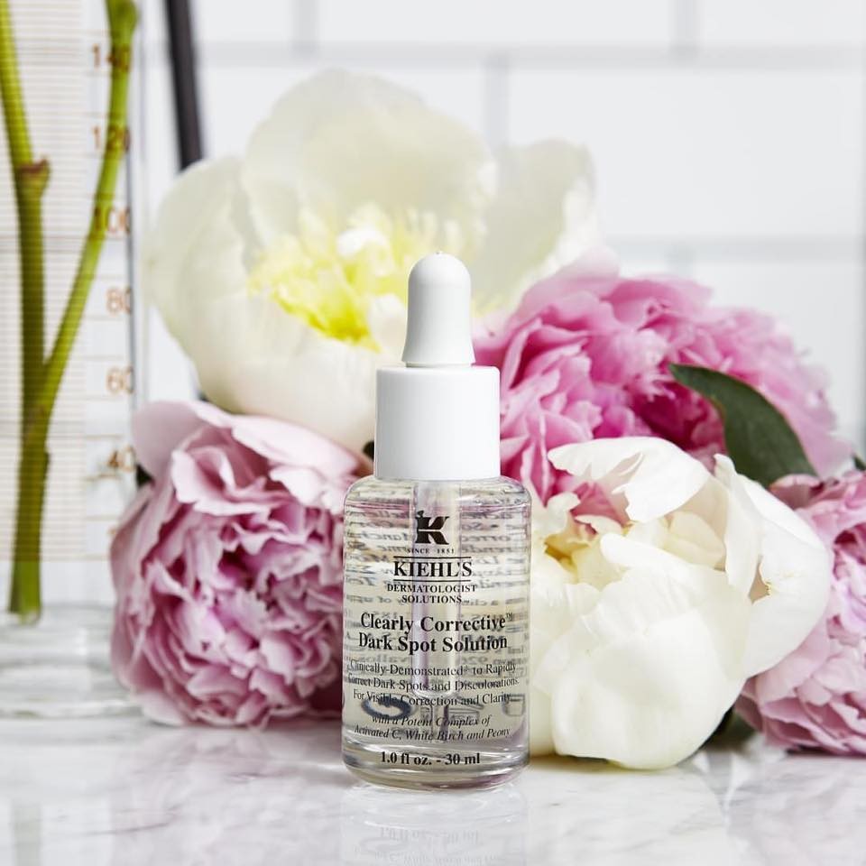 Tinh chất Kiehl's Clearly Corrective Dark Spot Solution