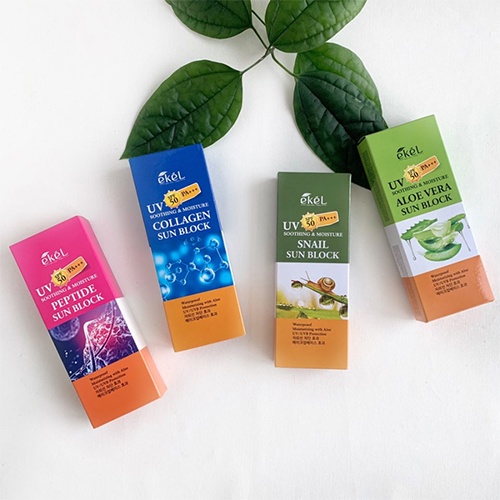 Kem Chống Nắng Dưỡng Ẩm Mềm Mịn Da Spf50/Pa+++
