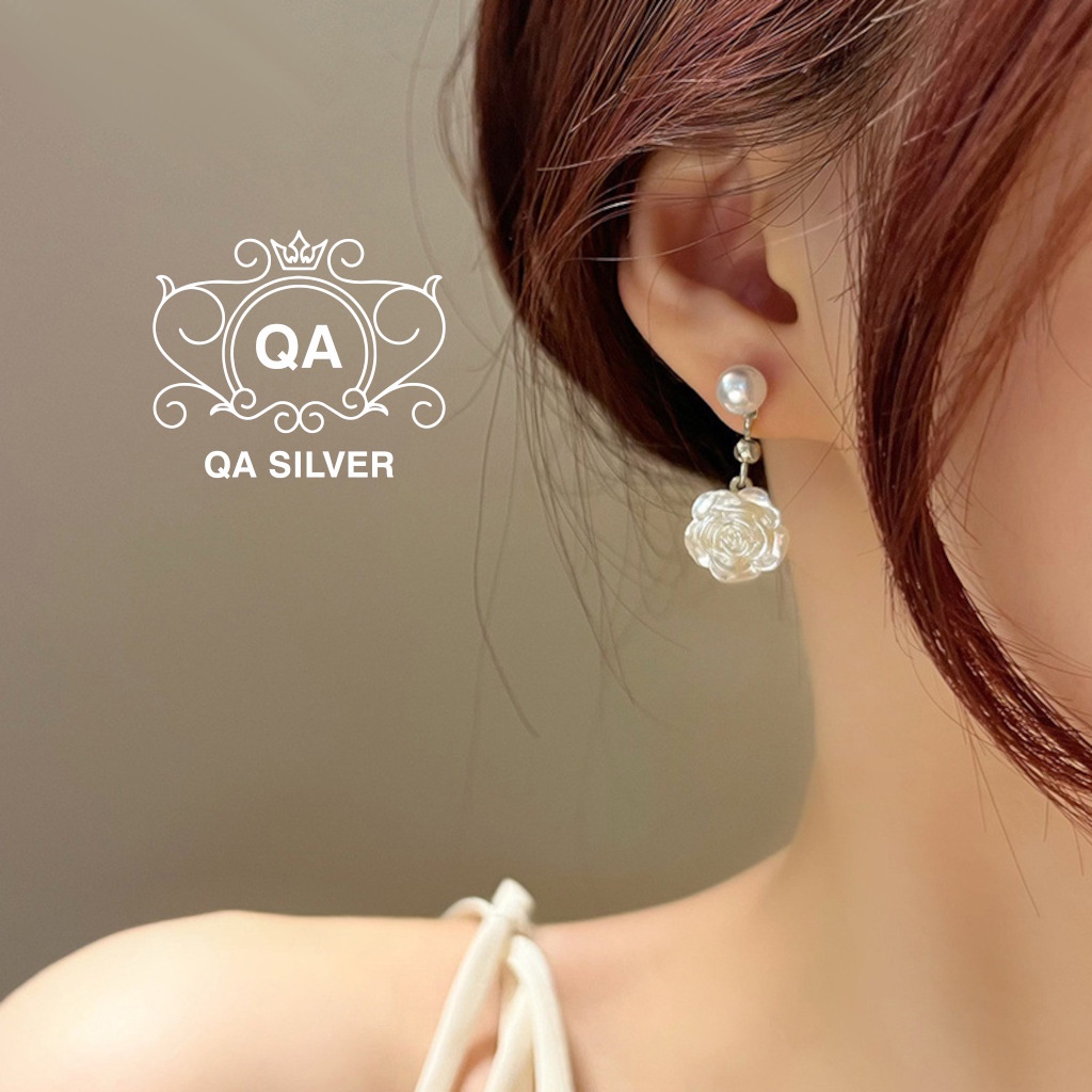 Khuyên tai bạc 925 hoa trà ngọc trai nhân tạo bông nữ S925 FLORA PEARL QA SILVER EA220806
