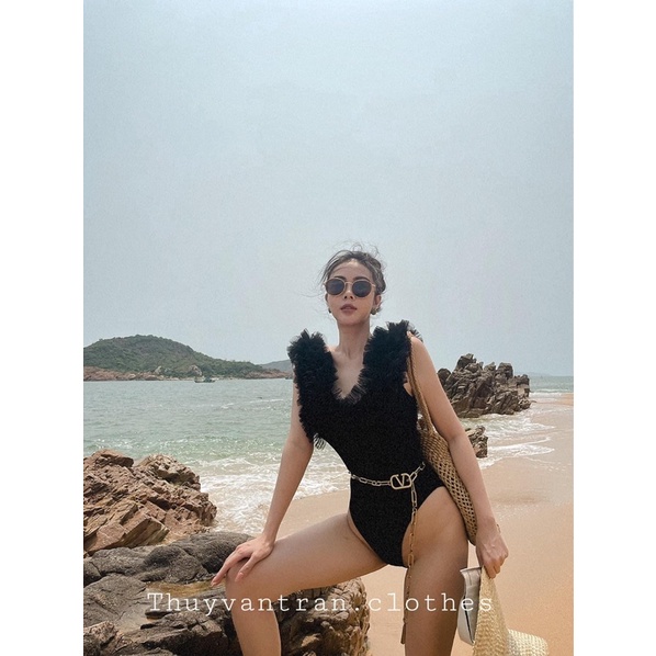 Áo bodysuit phối ren