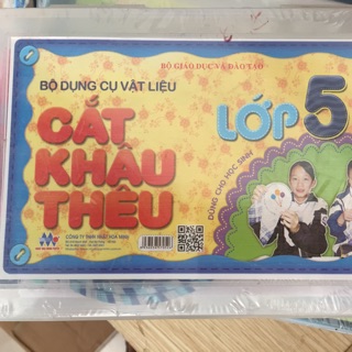 Bộ cắt khâu thêu lớp 5