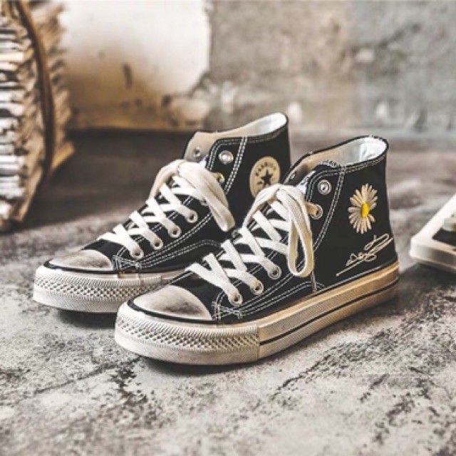 Giày cổ cao hoa cúc đế bẩn | BigBuy360 - bigbuy360.vn