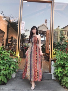 Đầm maxi yếm xẻ