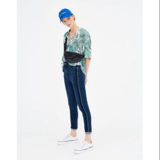 Quần bò Canifa size 27