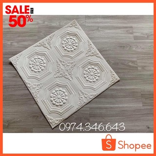 Xốp dán tường, dán trần kích thước 70cmx70cm