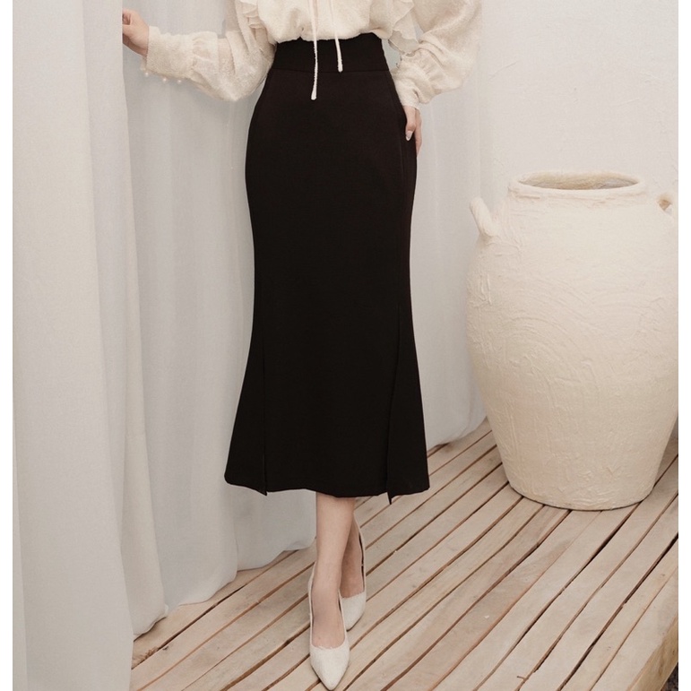 Chân váy nữ midi đuôi cá dáng xẻ 2 bên vạt ANES HIU design , vải chéo ý cao cấp sang trọng trendy con gái H.I.U ROOM