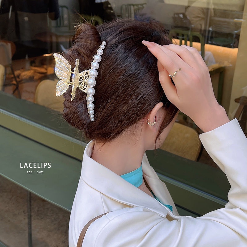 Kẹp Tóc Càng Cua Đính Ngọc Trai Hình Cánh Bướm Kiểu Hàn 2022 Mới Cho Nữ
