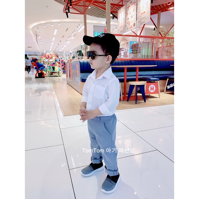 Áo sơ mi trắng dài tay cho bé trai bé gái phong cách Hàn Quốc