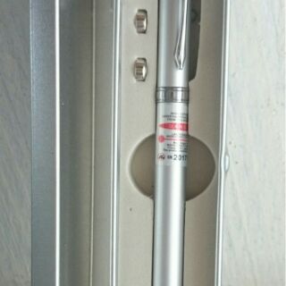 Bút Laze chỉ bảng Laser Danger