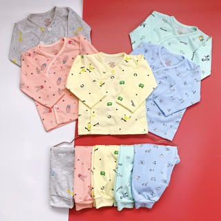 Bộ Quần Áo Dài Tay Sơ Sinh Vải Cotton Màu in Họa Tiết Cho Bé 3-8Kg
