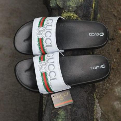 Sandal Gucci Màu Đen Năng Động Thời Trang Dành Cho Nam Và Nữ