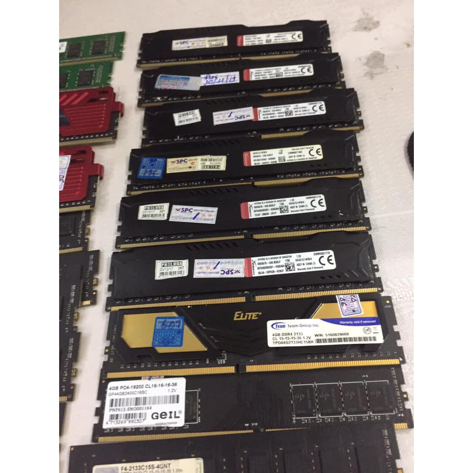 Ram 8G Ddr4 bus 2400, 8G ddr3 bus 1600 cũ