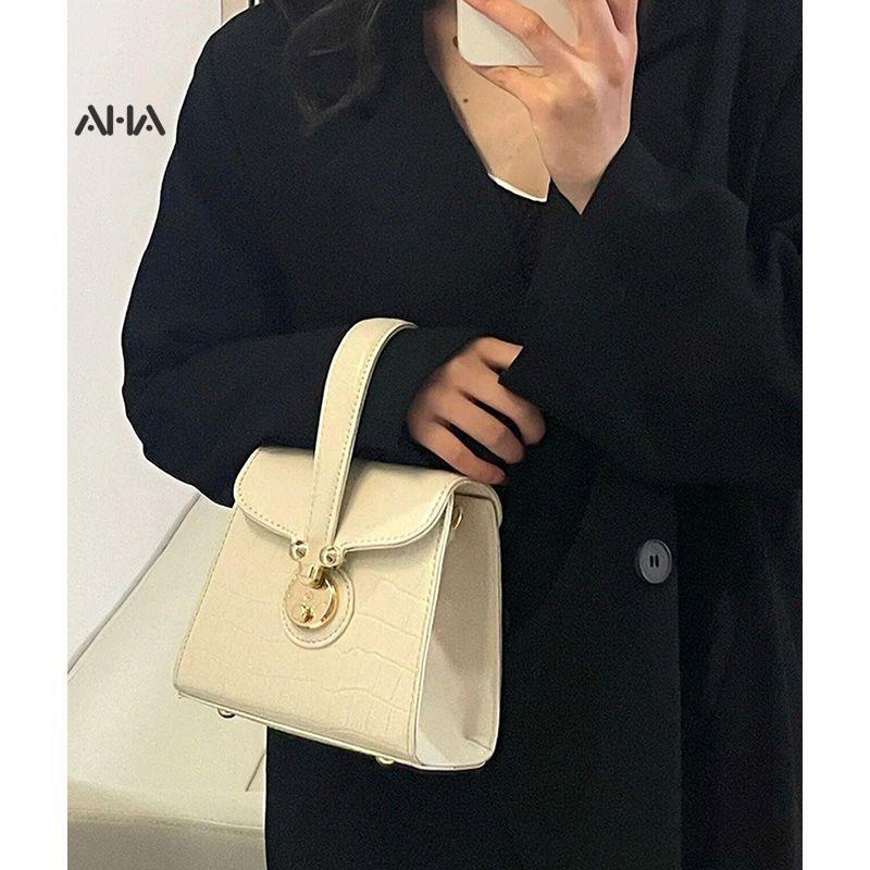 Túi hộp nhỏ AHA official đeo vai họa tiết da cá sấu phong cách đường phố mới dễ phối đồ dành cho nữ