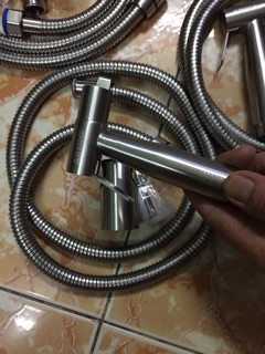 Thiết bị vệ sinh phòng tắm