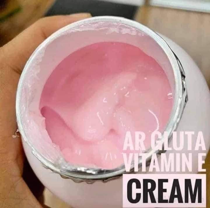 Dưỡng thể trắŉg da AR Gluta vıtamın Moisturizing collągen Cream