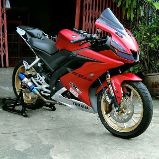 Kính chắn gió Racing R15v3