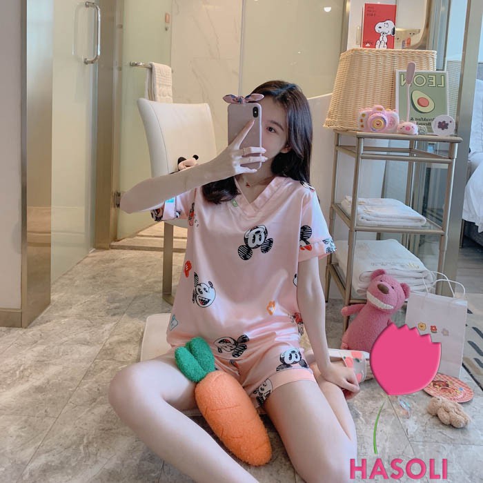 [Mã WARN20 giảm 20k đơn 150k] [Phom rộng]💕Bộ Ngủ-Đồ Ngủ Phi Lụa Cao Cấp Tay Ngắn Siêu Đẹp Màu Trắng Hình Dứa DB03 | BigBuy360 - bigbuy360.vn