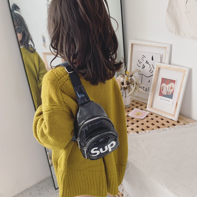 Túi đeo chéo trước ngực kiểu dáng thời trang cho bé