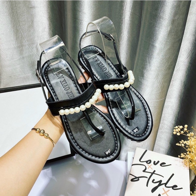 Dép sandal đi biển kẹp ngón quai ngọc nhẹ nhàng đơn giản