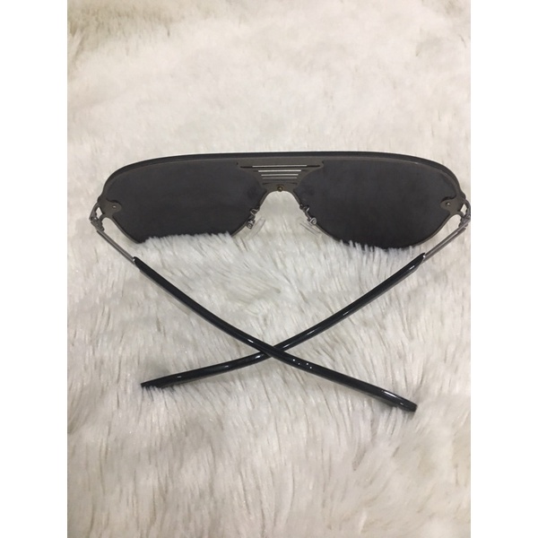 KÍNH HÀNG THÙNG ADAM MỸ XỊN