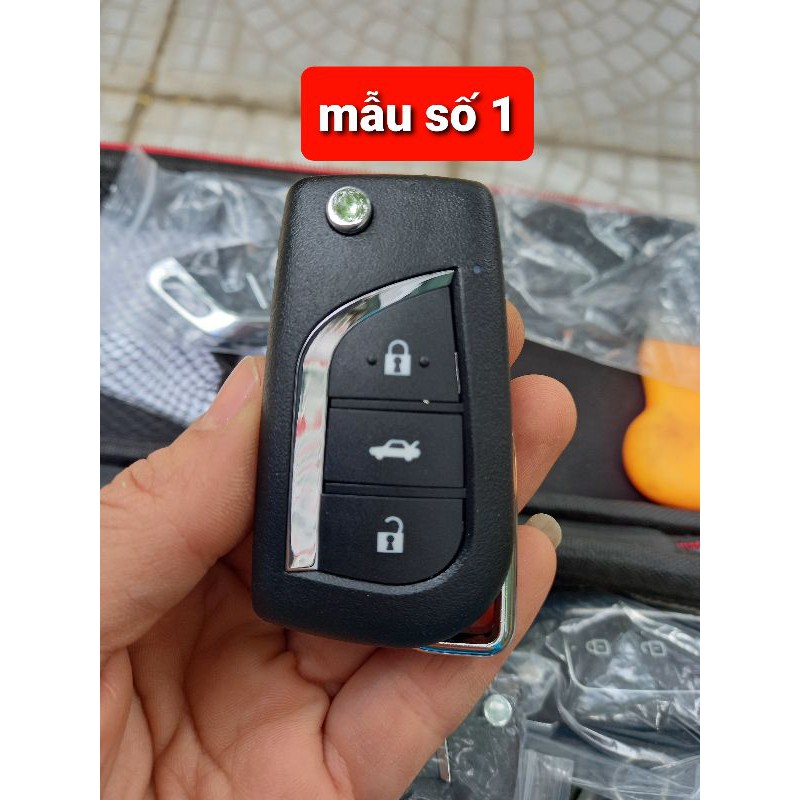 Chìa khóa gập xe vios bản đủ mẫu mới nhất bao bền,đẹp