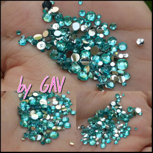 Hạt Đá Aquamarine Giả Kim Cương