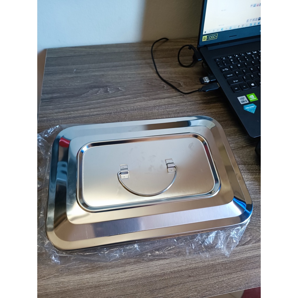 Khay inox chữ nhật đụng dụng cụ y tế KT 30x20x5 cm kèm nắp đậy
