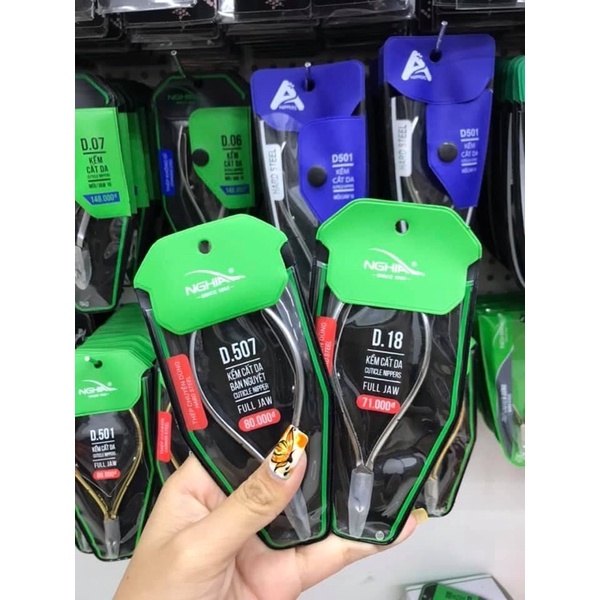 Kìm nhặt da- kìm cắt da chết