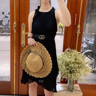 Váy yếm maxi đi biển
