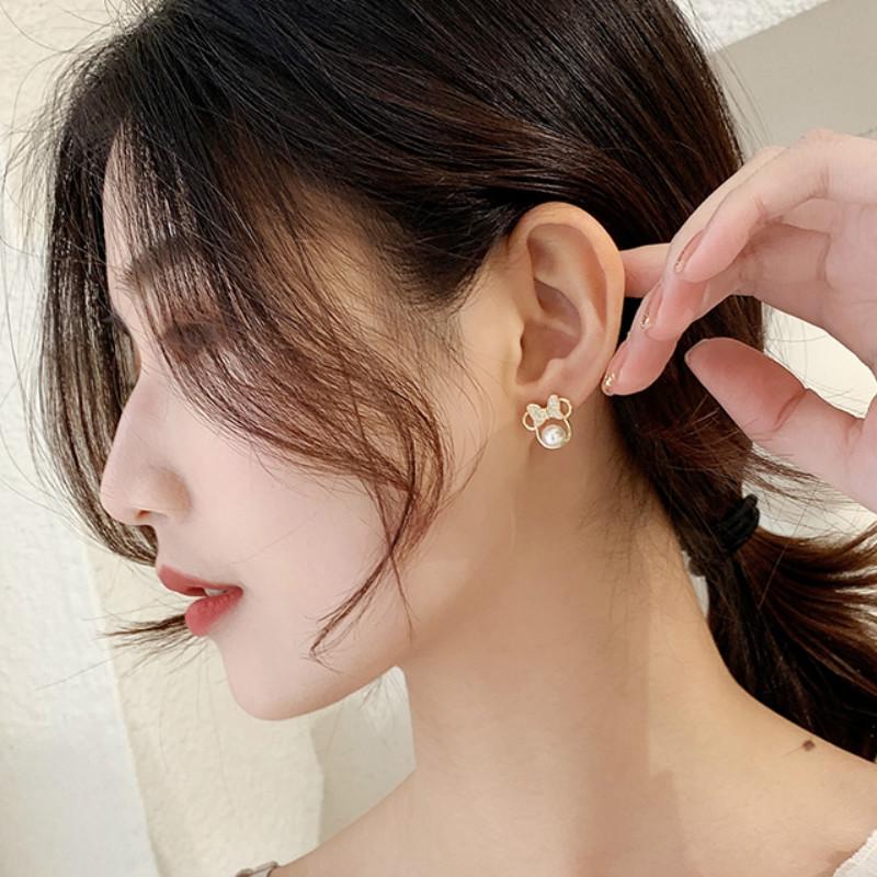 Hoa tai mạ bạc 925 hình chuột Mickey dễ thương đính ngọc trai nhân tạo phong cách Hàn Quốc