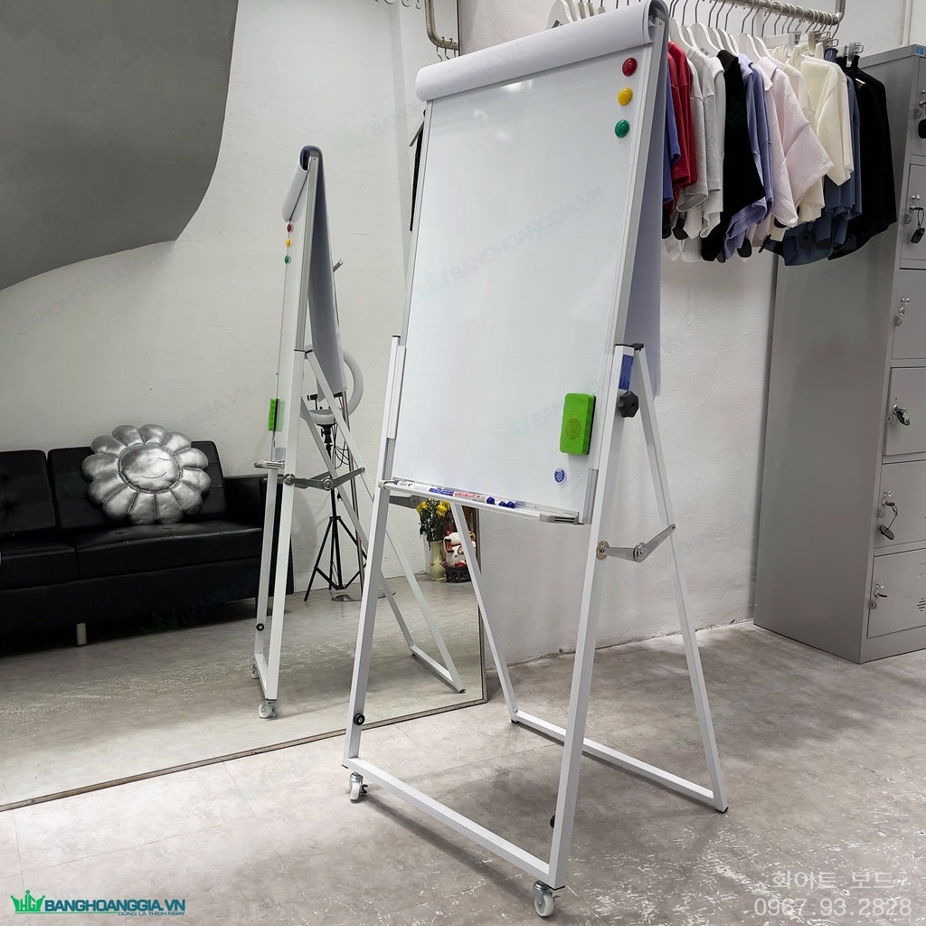 Bảng flipchart chân gấp (Flipchart up side down),KT:70x1m [ tặng bút dạ,bông lau ,nam châm ,giấy ]