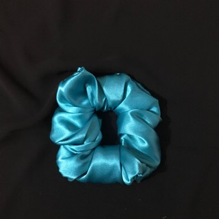 Oit scrunchies