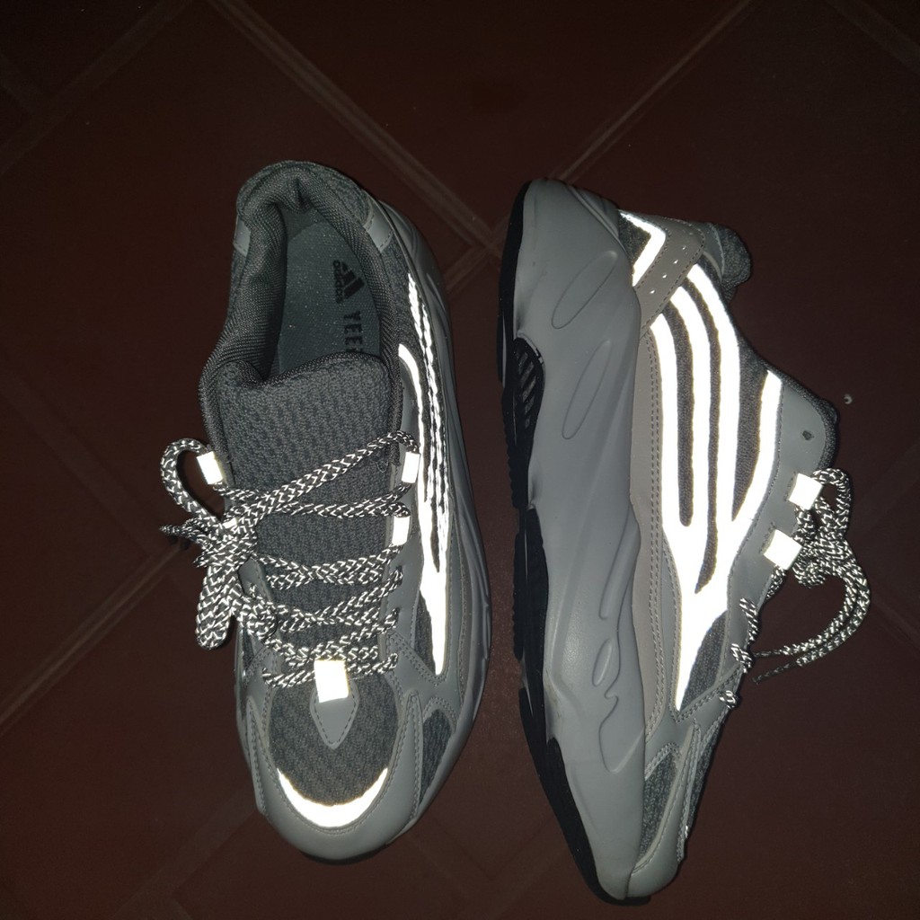 (Tặng hộp) giày yz 700 phản quang nam nữ. | BigBuy360 - bigbuy360.vn