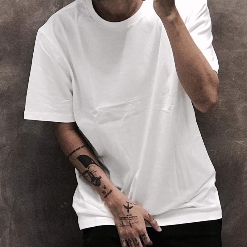 White and Black Kirkland T-shirt/ Áo Kirkland oversize cotton 100%